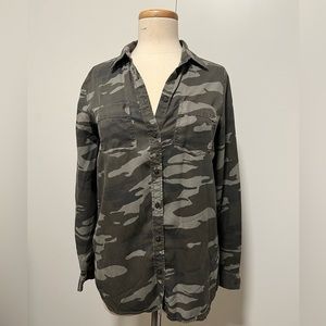 Long sleeve camo button up top